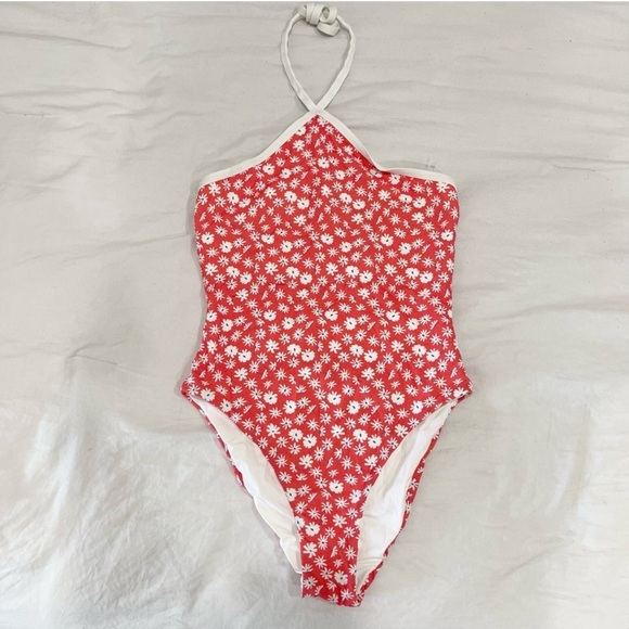 NWOT White Red Dainty Floral Halter One Piece
Swimsuit Size Small S - Picture 1 of 5